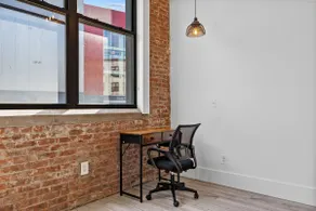 Signature Rustic 2BR Near NYC: Pets, Gym & Parking - Image 5