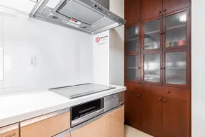 Great access | Sauna | BBQ allowed in rainy weather | Smoking allowed on the veranda | Retro interior | Sleeps 8 | Jinbōchō Station 3-minute walk - Image 3
