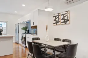 3BR/2.5BA Duplex | Close to Stadium and Downtown - Image 4