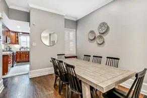 Elegant & Stylish Townhome! 2 Car Parking +Balcony - Image 4