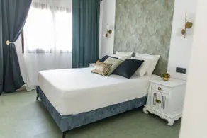 Infinity Ocean View Suite - Image 2