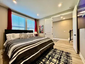 Large, Glamourous townhome in Liberty Twp. - Image 4