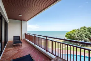 SeaBreeze Hideaway Luxury Beach Front @ Santipura - Image 2