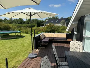 Beautiful summer house - Image 2