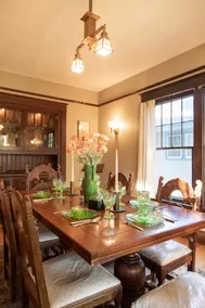 The Historic Benham-Johnston Bungalow - Image 3
