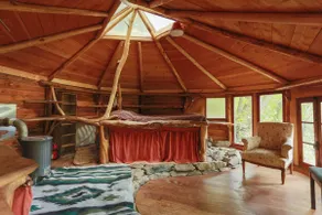 Small cabin in the woods - Image 4