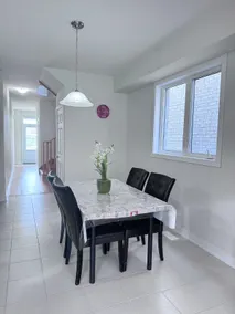 Home in Niagara Region - Image 5