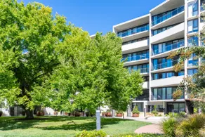 Modern 3BR Apt Near Canberra Center n ANU, 2 park - Image 5