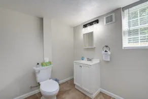 Cozy family-friendly home - Image 3