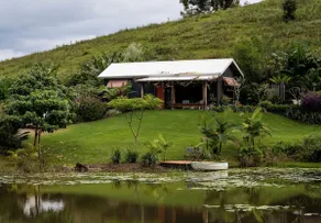 Romantic Cabin w/ outdoor bath 10 mins to Bruns - Image 5