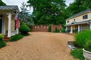 Carriage House of New Market - Image 2