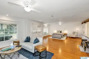 Carriage House of New Market - Image 4