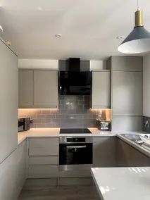 2 Bed Flat, Bracknell. Ascot, Legoland, Lapland UK - Image 2