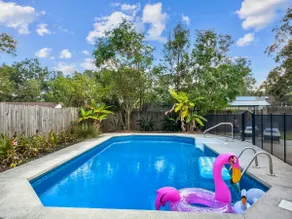 Caspian: family friendly haven with private pool - Image 3