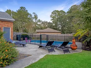 Caspian: family friendly haven with private pool - Image 5