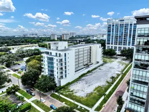 Luxury 1260sq ft 2 Bd/2BTH in DT - Image 2