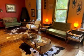 Mid-Century Dream Home Near Bayview and Cudahy - Image 2