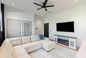 175 LEX - Walkable Downtown Lexington Condo - Image 3