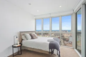 High Rise Ocean View Apartment - Image 2