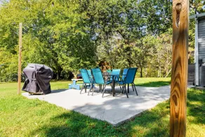 Franklin 4BR Escape, BBQ, Fire Pit, Sleeps 15 - Image 2