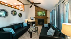 Modern & cozy 3BR family retreat - Image 3