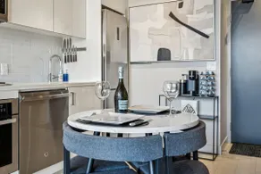 Stylish Prime DT Condo|Mins from 17th! |Pool|BBQ - Image 3