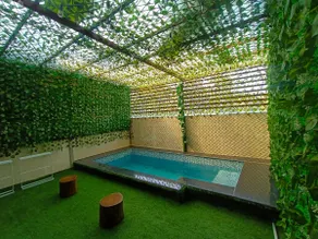 The Getaway - Luxurious Studio with Private Pool - Image 5