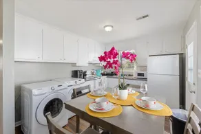 Rural Conveniently Located Stay: Up to 6 Guests - Image 5