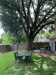 Two Oaks Rancher on Westheimer - Image 3