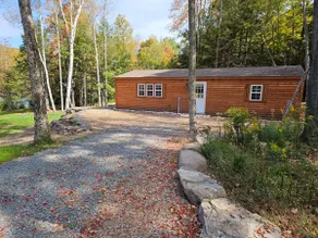 Woodside Cabin #2 on Lake Heloise - Image 2