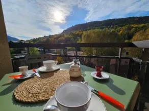 1 bedroom balcony 50 m cable car parking - Image 5