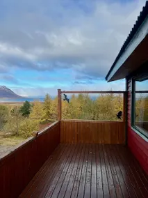 Cozy cabin in a picturesque area - Image 4