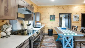 Yellowstone Escape! Unit 1 (Main Level) - Image 5