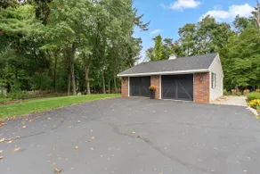 Andover furnished upscale home near center - Image 5