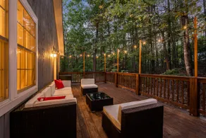 Spacious Getaway: Nature, HotTub, GameRoom & Dogs - Image 5