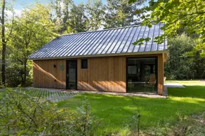Cozy forest house with a large garden - Image 3