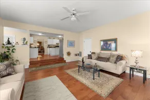 Large Stonecrest Home + Office- Sleeps 8 - Image 3