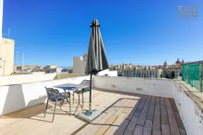 Lovely traditional 4BR Townhouse in charming Isla by 360 Estates - Image 2