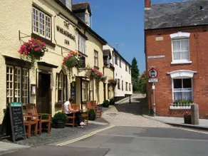 Frog Cottage, Ludlow - a charming townhouse for 4 - Image 2