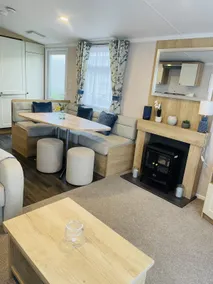 Durdle Door Holiday Home - Image 3