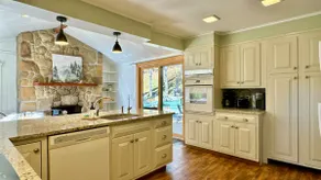 Pine Haven - 5 Min to All Star Village! - Image 2
