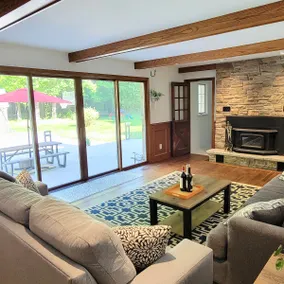 Private cottage heated pool/HotTub/Games 20 Acre - Image 5