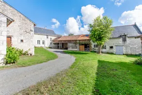 Cottage for 12 people with hot tub, quiet and nature, Indre-et-Loire - Image 2