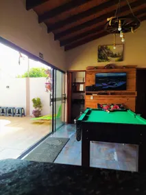 Rustic house with pool. - Image 2