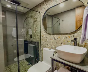 Room in the heart of the 70-WIFI and AC - Image 4