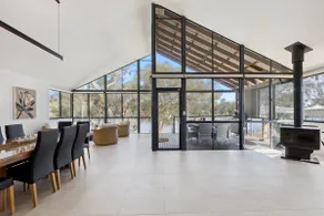 Luxury Riverside Escape with Private Jetty - Image 2
