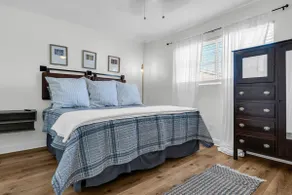Cozy Loft - Image 3