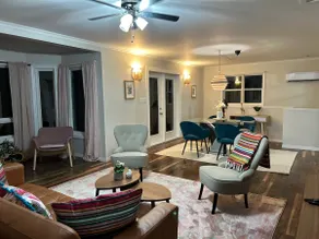 Smiley's Point Cottage - Image 2