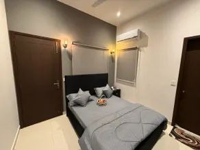 Solo Suite One Bedroom Retreat in DHA Karachi - Image 3