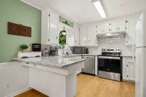 Katie's Place-Newly Renovated - Image 3